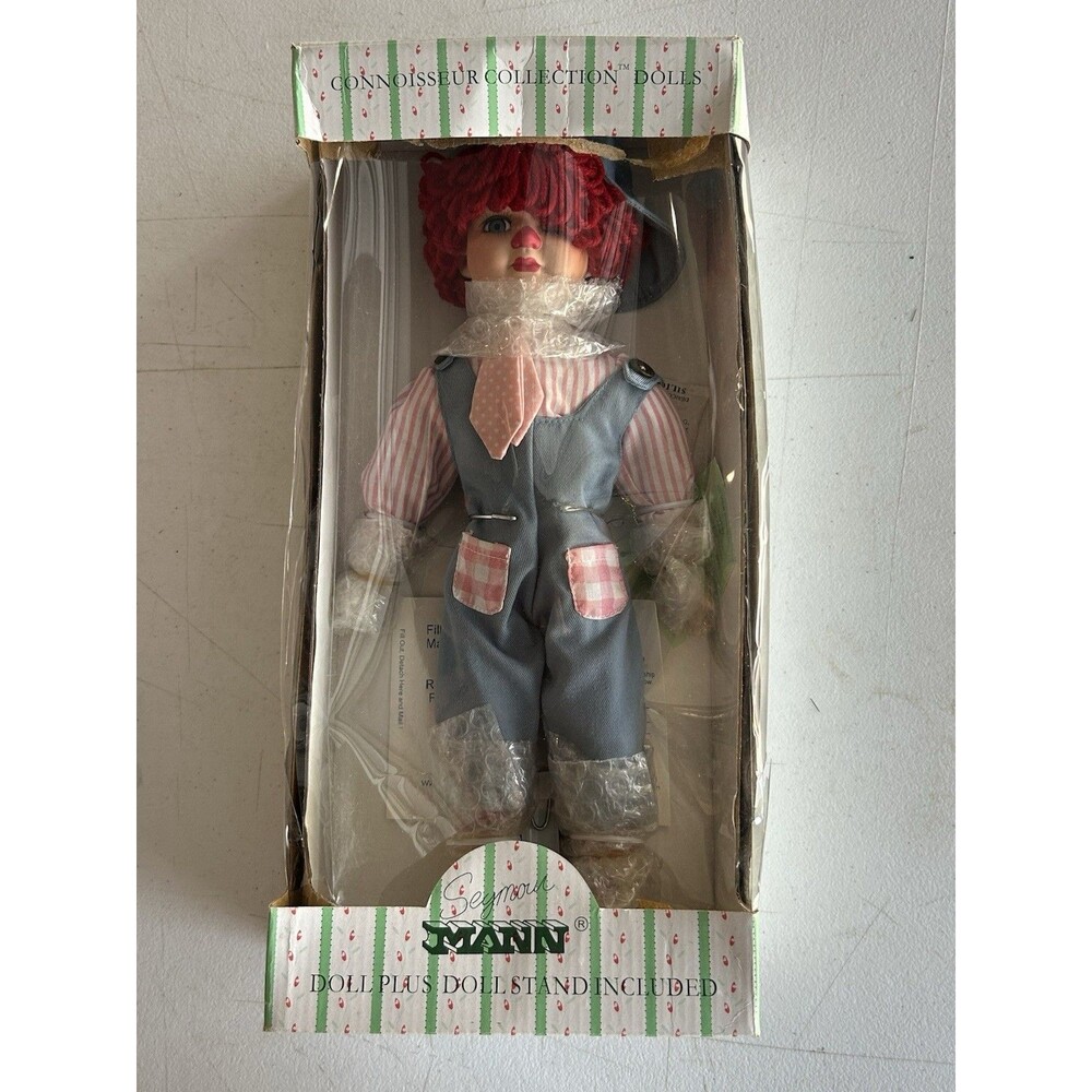 Seymour Mann SJ-2595B Raggedy Andy Style Porcelain Doll w/ Stand NIB